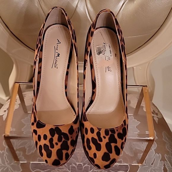 Anne Michelle Leopard Print Stilettos - Picture 5 of 16